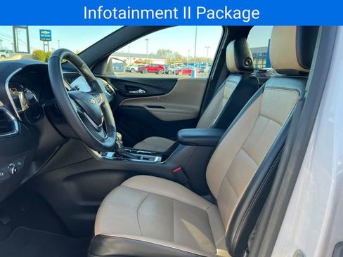 Used 2023 Chevrolet Equinox Premier image 4