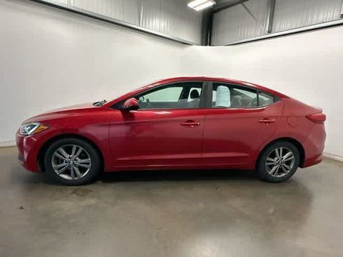 Used 2018 Hyundai Elantra SEL FWD image 2