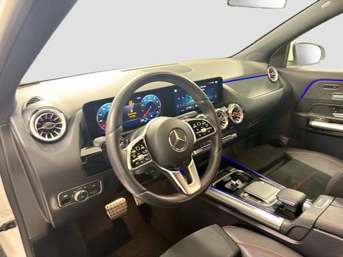 Certified 2023 Mercedes-Benz GLA 250 4MATIC image 4