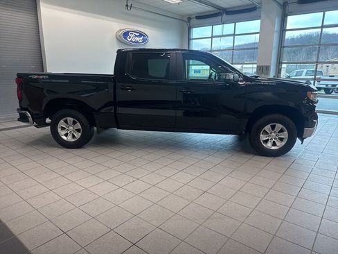 Used 2025 Chevrolet Silverado 1500 LT w/ Work Truck Package AWD/4WD image 19