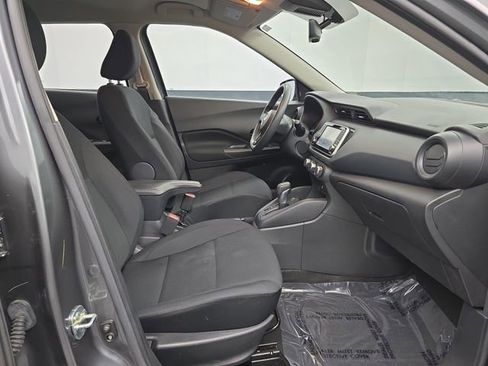 Used 2023 Nissan Kicks S w/ Interior Electronics Package FWD image 41