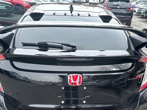 Used 2018 Honda Civic Type R image 26