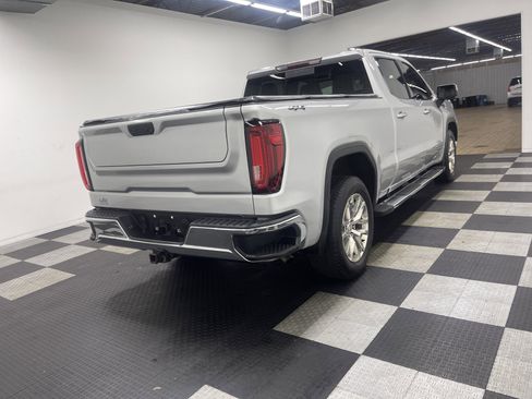 Used 2019 GMC Sierra 1500 SLT w/ SLT Premium Package image 5