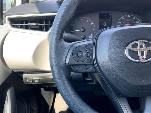 Used 2024 Toyota Corolla LE FWD image 23