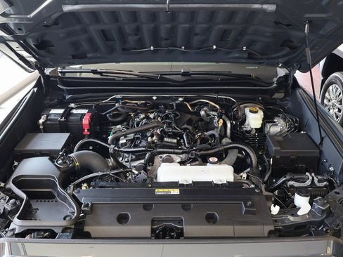 Used 2025 Toyota Tacoma SR w/ SR Upgrade Package RWD image 12