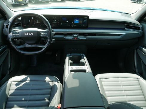 Certified 2024 Kia EV9 Land AWD/4WD image 10