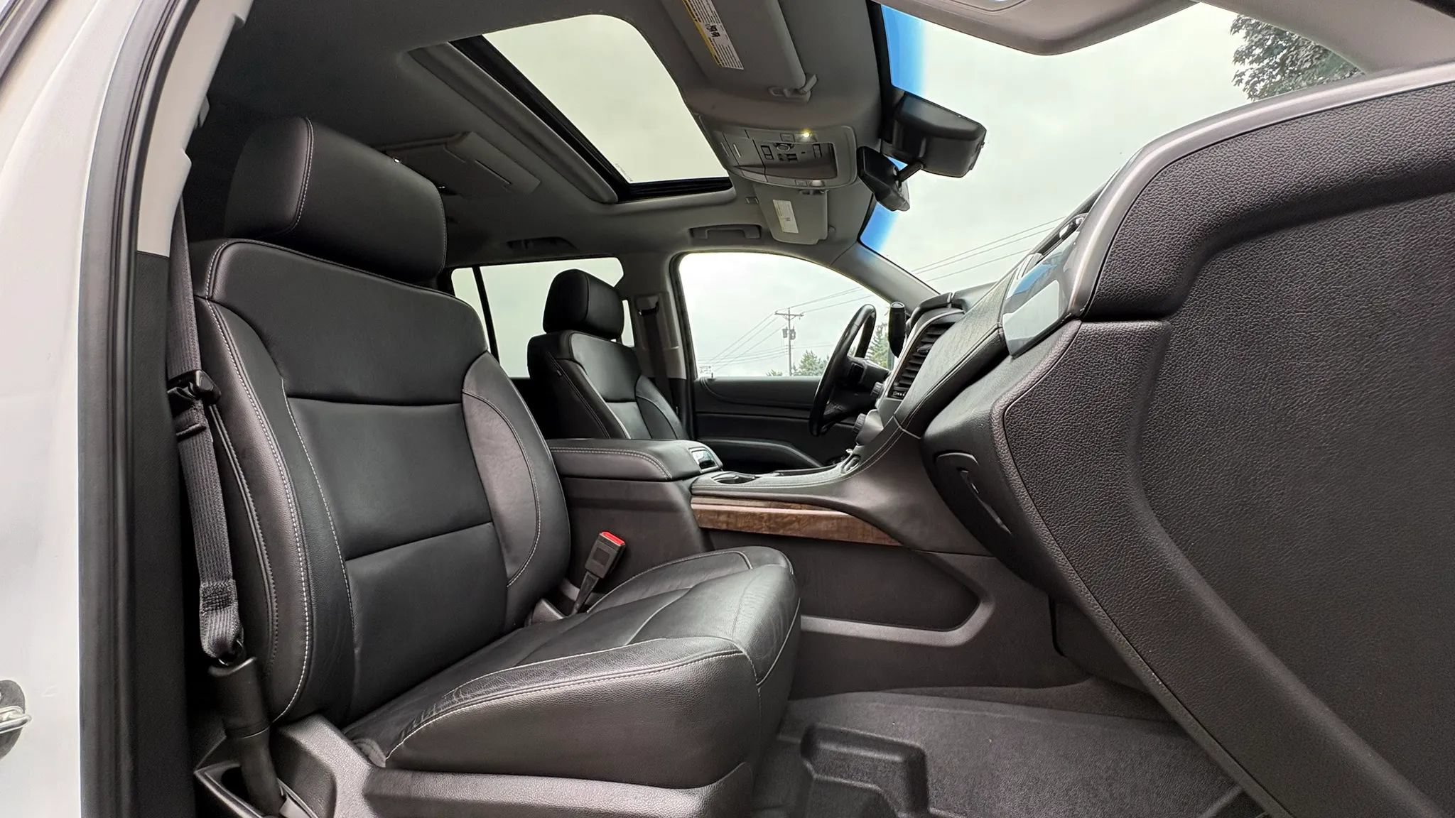 Used 2020 Chevrolet Suburban LT AWD/4WD image 31