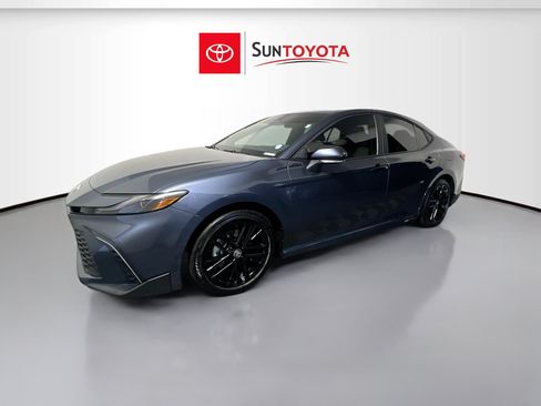 Used 2026 Toyota Camry SE w/ Multimedia Upgrade Package FWD image 9