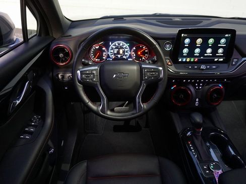 Certified 2025 Chevrolet Blazer RS image 12