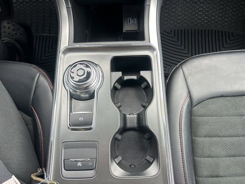 Used 2023 Ford Edge ST-Line image 31