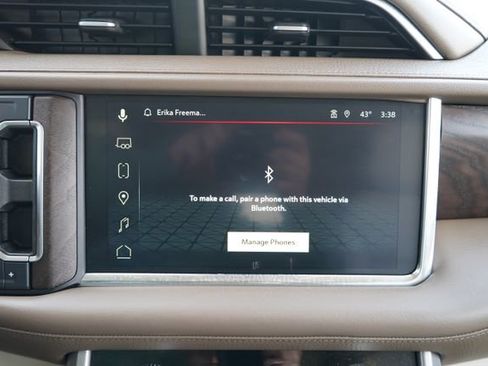 Used 2023 GMC Yukon Denali w/ Advanced Technology Package AWD/4WD image 36