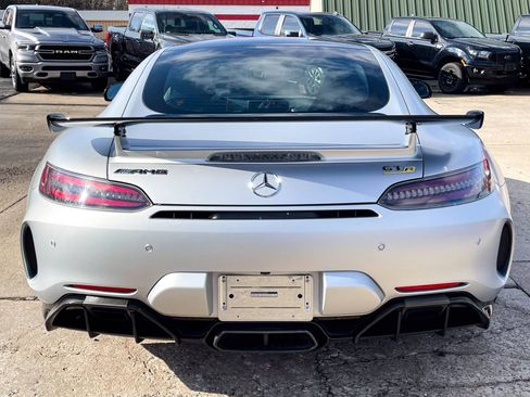 Used 2020 Mercedes-Benz AMG GT R w/ Exclusive Interior Package image 8
