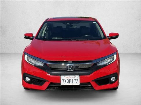 Used 2017 Honda Civic Touring image 2