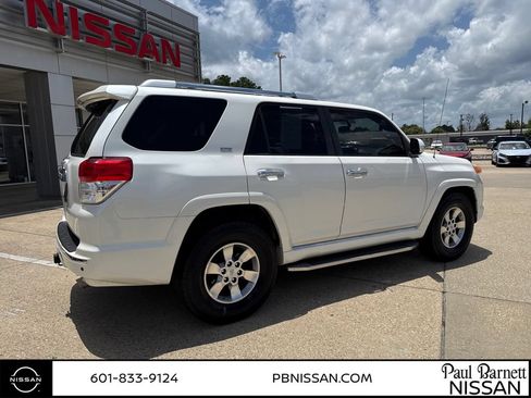 Used 2011 Toyota 4Runner SR5 RWD image 6