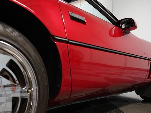 Used 1989 Chevrolet Corvette Convertible image 25