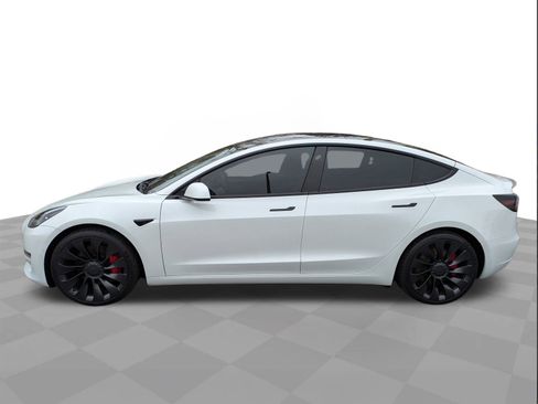 Used 2022 Tesla Model 3 Performance image 7