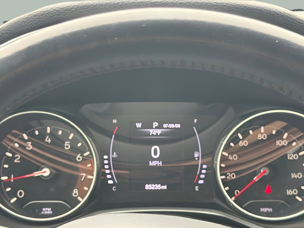Used 2019 Jeep Compass Latitude w/ Cold Weather Group FWD image 17
