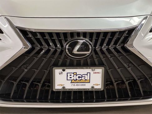 Used 2022 Lexus ES 350 w/ Premium Package image 8