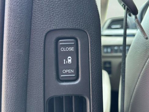 Used 2021 Honda Odyssey Touring image 13