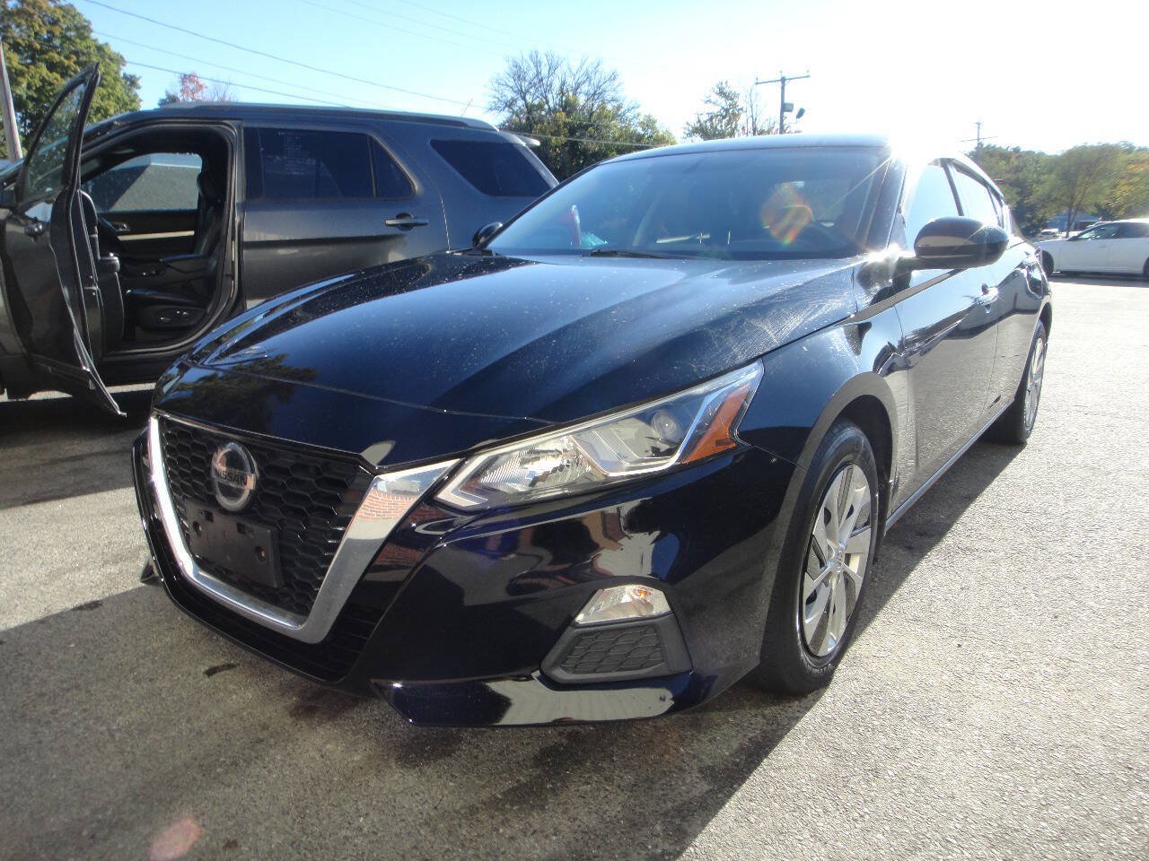 Used 2019 Nissan Altima 2.5 S AWD/4WD image 1
