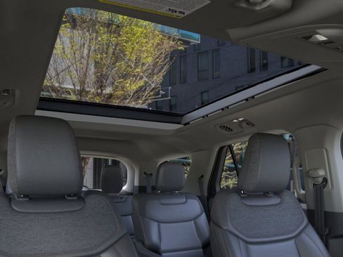 New 2026 Ford Explorer Active w/ Active Comfort Package image 22