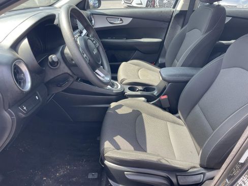 Used 2024 Kia Forte LXS image 5