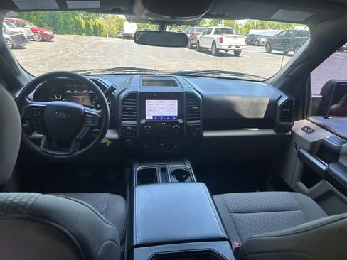 Used 2020 Ford F150 XLT w/ Equipment Group 302A Luxury AWD/4WD image 15