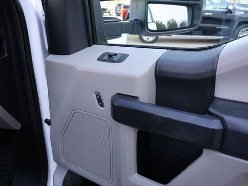 Used 2020 Ford F250 XL w/ Power Equipment Group image 11