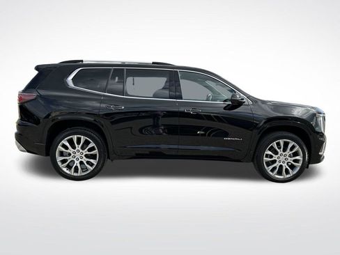New 2026 GMC Acadia Denali w/ Super Cruise Package FWD image 8