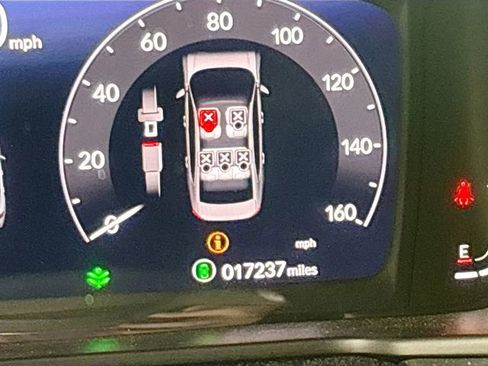 Used 2024 Honda Accord EX image 13
