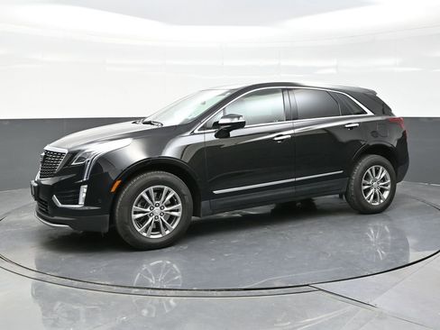 Used 2021 Cadillac XT5 Premium Luxury image 3