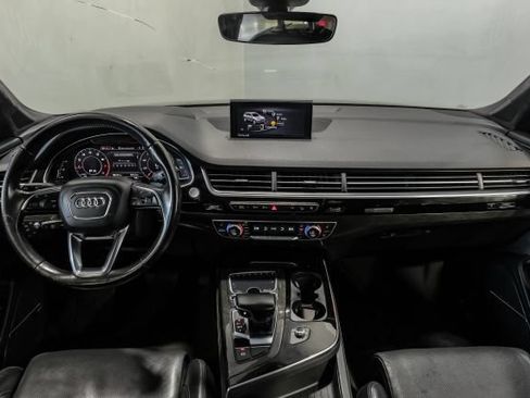 Used 2017 Audi Q7 3.0T Prestige w/ Prestige Package AWD/4WD image 22