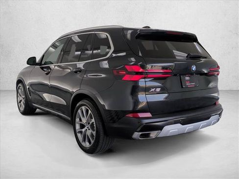 Used 2024 BMW X5 xDrive40i w/ Parking Assistance Package AWD/4WD image 8