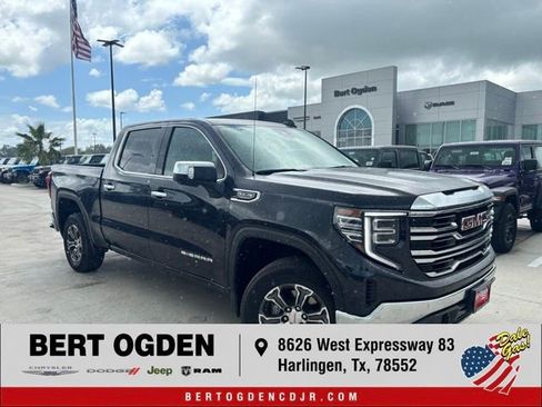 Used 2026 GMC Sierra 1500 SLT AWD/4WD image 1