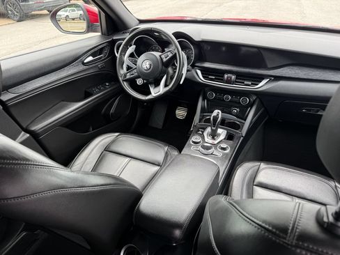 Used 2023 Alfa Romeo Stelvio Sprint AWD/4WD image 21
