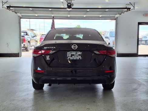 Used 2023 Nissan Sentra S w/ Electronics Package FWD image 18