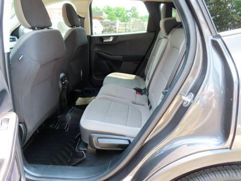 Used 2020 Ford Escape SE AWD/4WD image 17