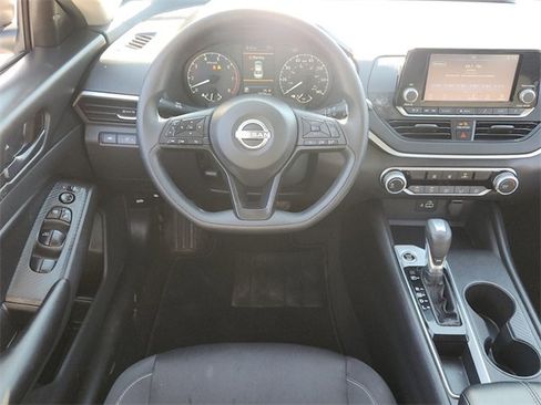 Certified 2024 Nissan Altima 2.5 S image 11