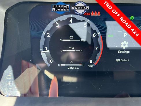 Used 2024 Toyota Tacoma TRD Off-Road image 7