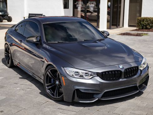 Used 2015 BMW M4 Coupe w/ Executive Package RWD image 3