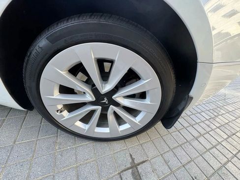 Used 2023 Tesla Model 3 Standard Range image 29