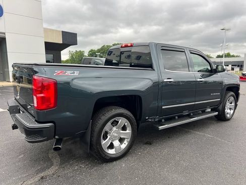 Used 2017 Chevrolet Silverado 1500 LTZ Z71 w/ LTZ Plus Package AWD/4WD image 7
