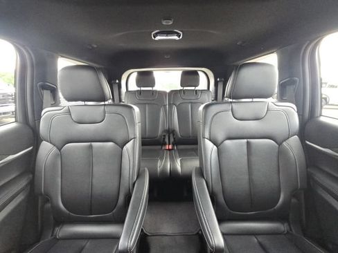 Used 2025 Jeep Grand Cherokee L Limited w/ Black Appearance Package RWD image 20