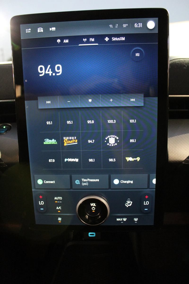 Used 2023 Ford Mustang Mach-E Select RWD image 18
