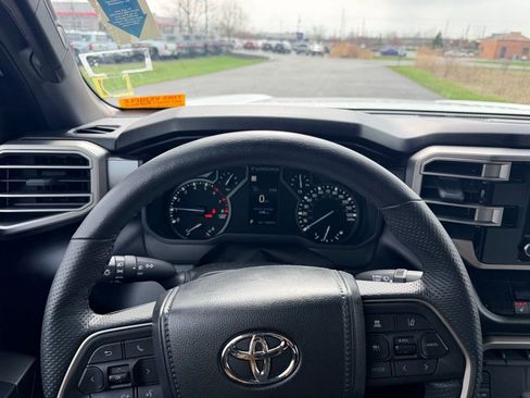 Used 2025 Toyota Tundra SR5 w/ SR5 Premium Package AWD/4WD image 8