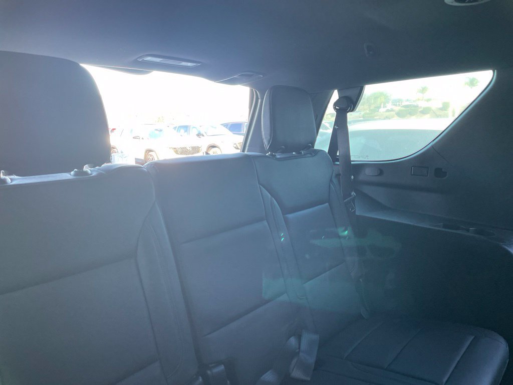 Used 2024 Chevrolet Tahoe LT w/ Luxury Package AWD/4WD image 10