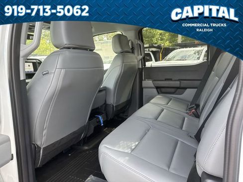New 2025 Ford F550 4x4 Crew Cab image 17