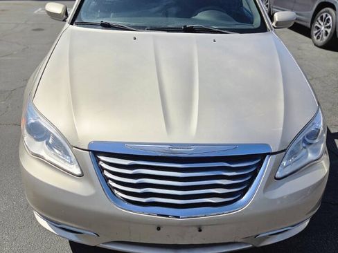 Used 2014 Chrysler 200 LX FWD image 13