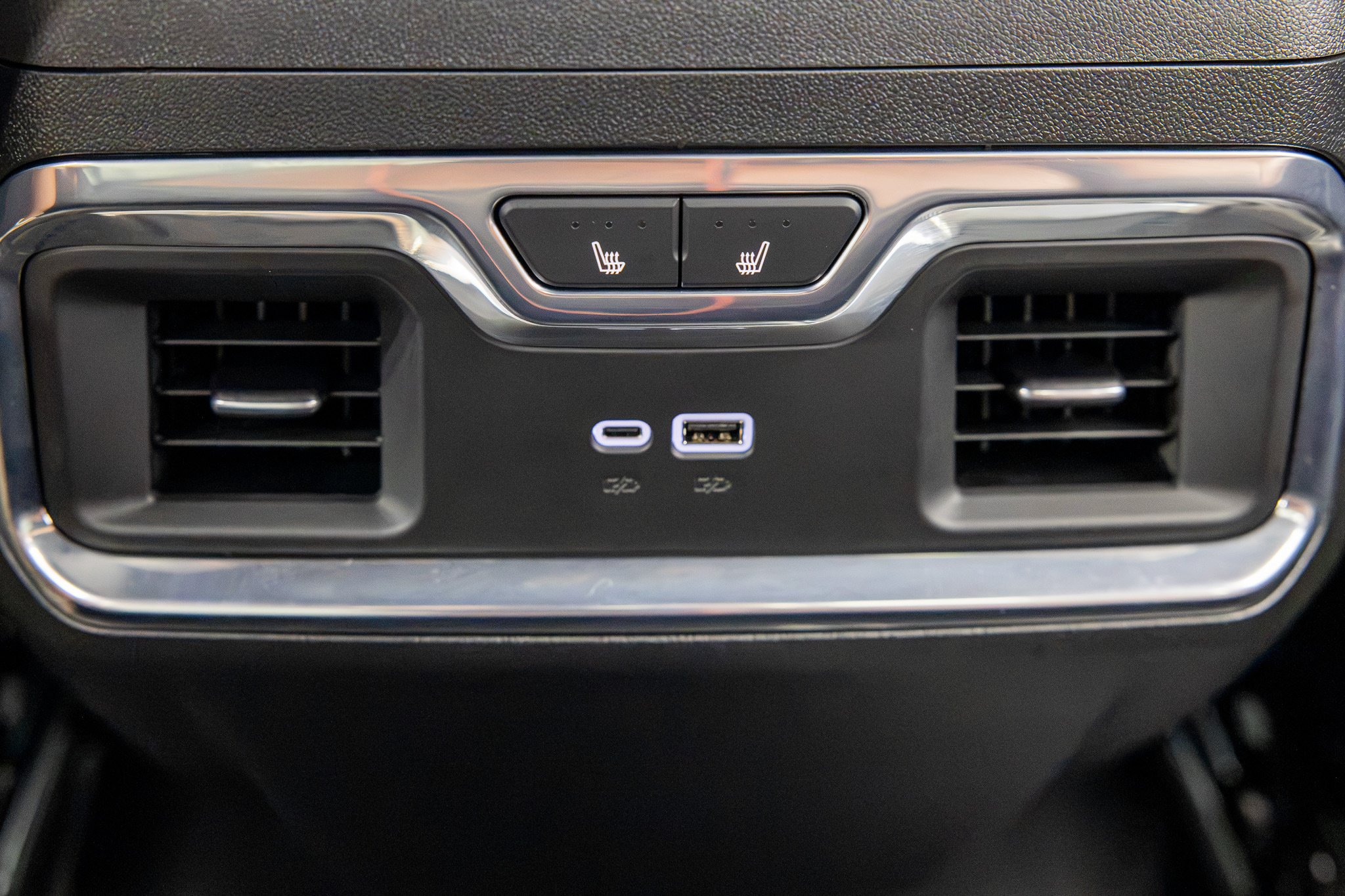 Used 2026 GMC Sierra 2500 Denali Ultimate w/ Max Trailering Package AWD/4WD image 40