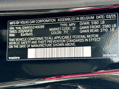 Used 2025 Volvo V60 B5 Cross Country Plus AWD/4WD image 35